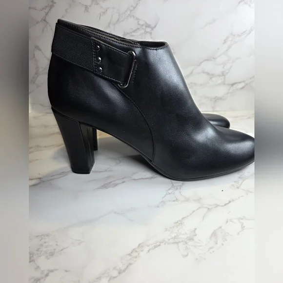 Black Women's Ankle Booties - Classic Heeled Dress Boots - Picture 4 of 8